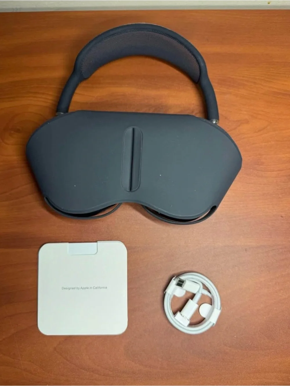 AirPod Max - Midnight (Limited time sale)